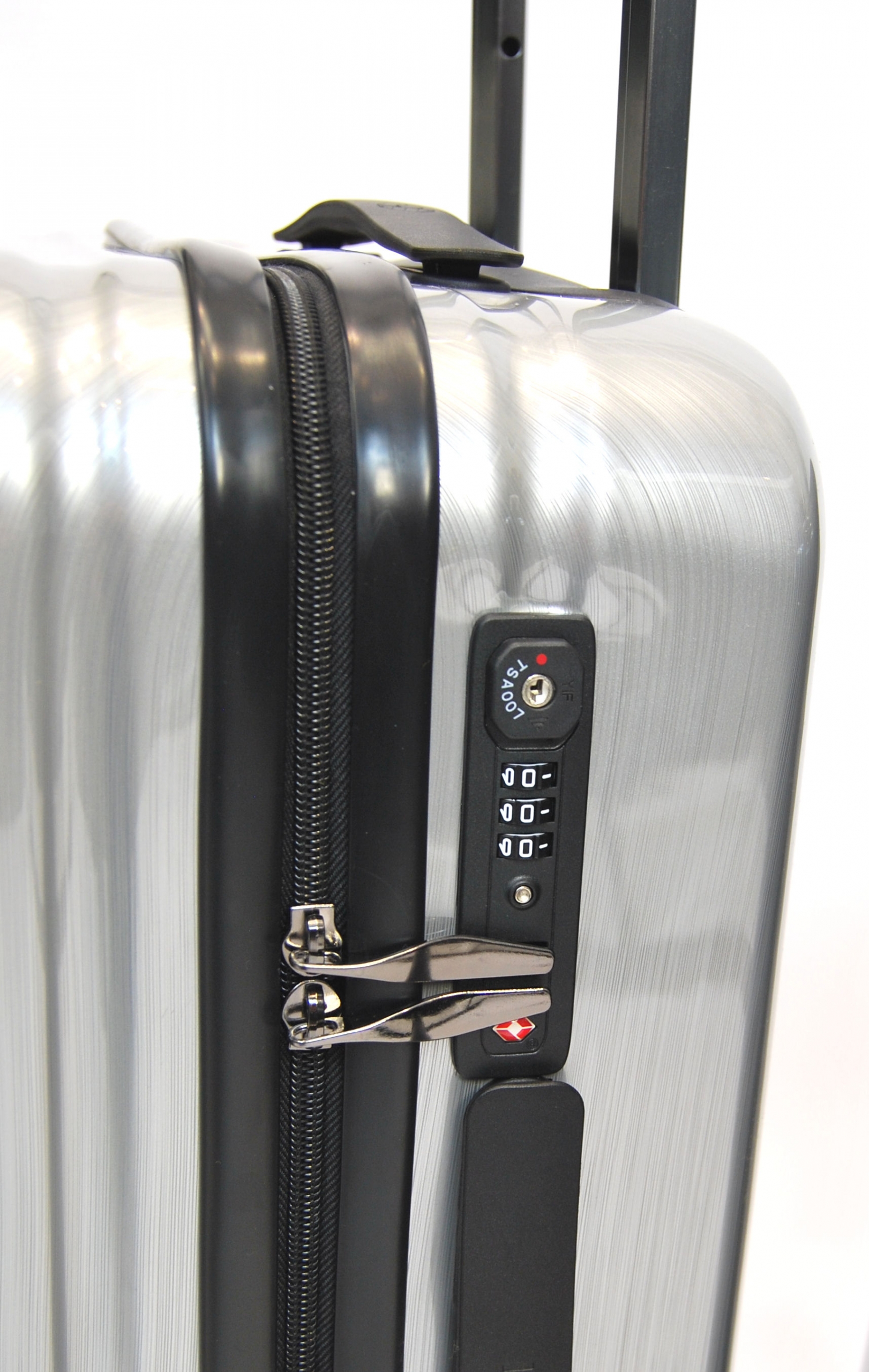 wessex spinner suitcase